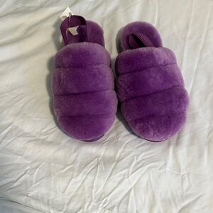 UGG Purple Fluff Yeah Slippers size 9 nwt